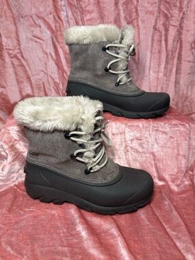 Sorel Snow Angel Gray Fur-Trim Winter Lace-Up Boots